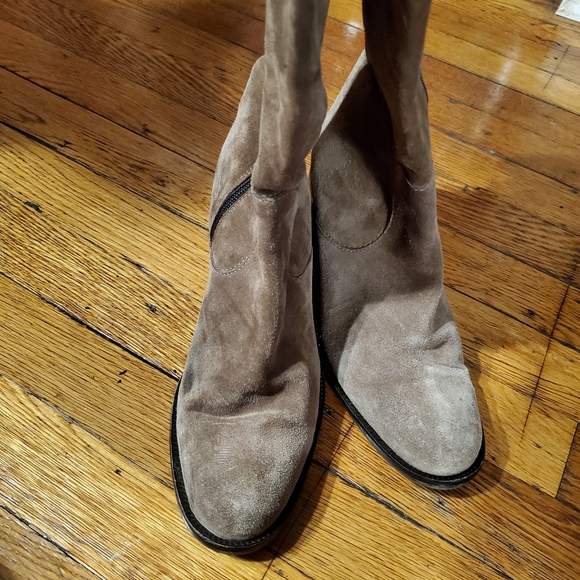 Migliorini suede chunky heel boots with zipper and fold over top - Picture 4 of 10